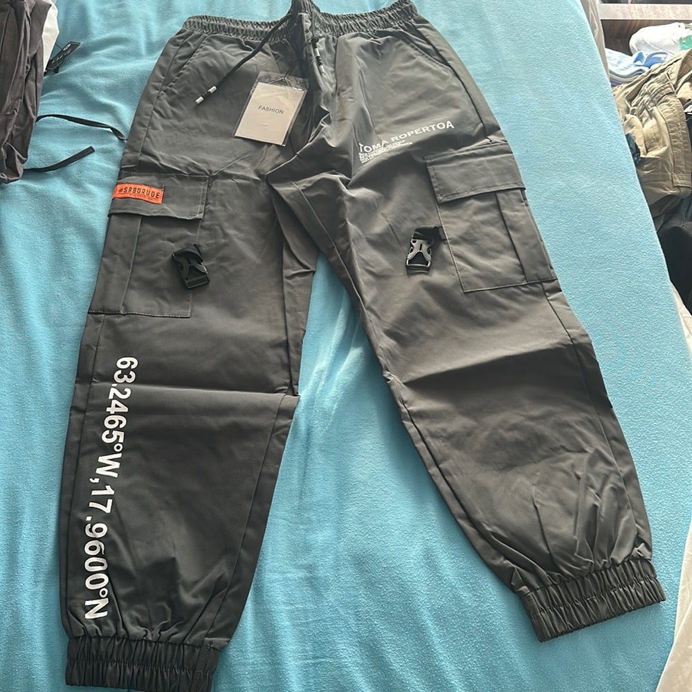 Men’s Cargo Pants